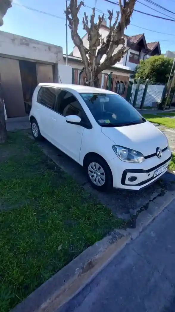 Volkswagen Up! 1.0 Move Up! 75Cv 2018 - foto 3