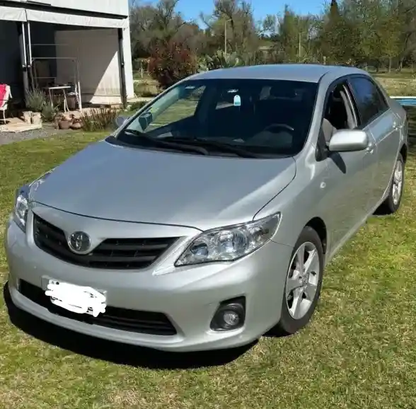 Toyota Corolla 2012 - foto 1