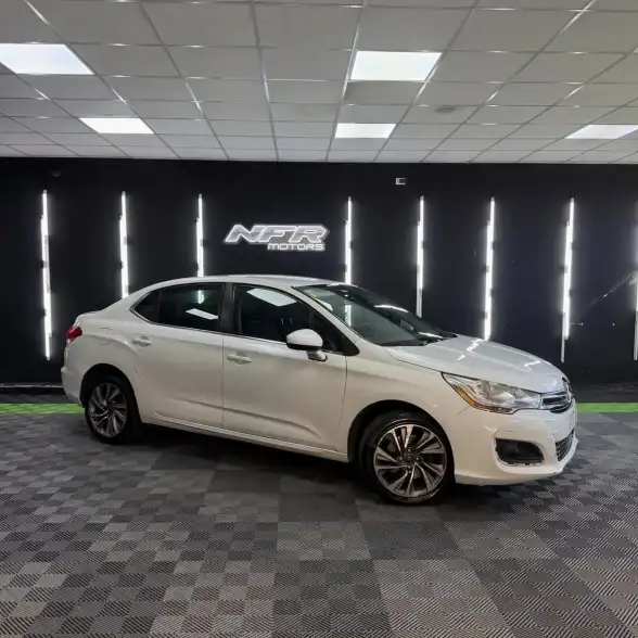 Citroën C4 Lounge 1.6 Tendance At6 Thp 163Cv 2015 - foto 2