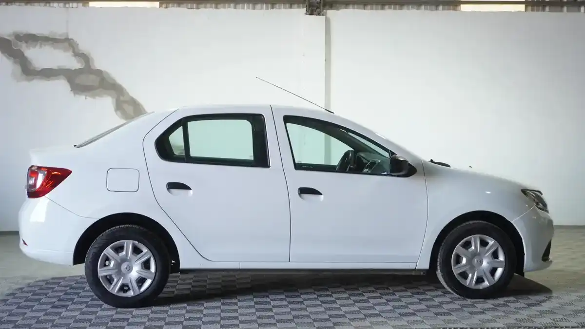 Renault Logan 1.6 Authentique Plus 85Cv 2018 - foto 5