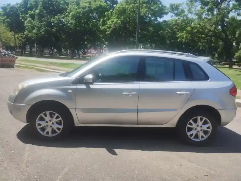 Renault Koleos 2.5 Dynamique 4X4 Mt 2011 - foto 3
