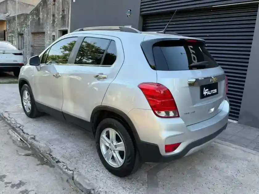 Chevrolet Tracker 1.8 Ltz Fwd Mt 140Cv 2019 - foto 5