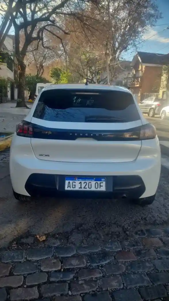 Peugeot 208 1.6 Style 2023 - foto 2