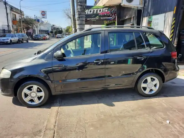 Volkswagen Suran 1.6 I Comfortline 60A 2006 - foto 2
