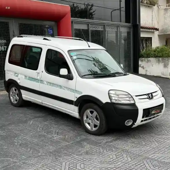 Peugeot Partner 2015 - foto 1