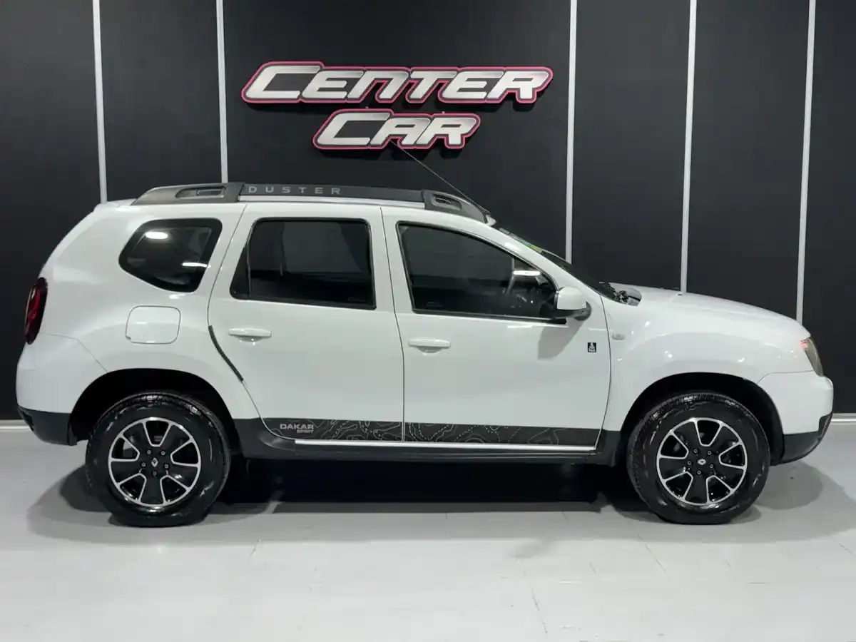 Renault Duster 1.6 Ph2 4X2 Dakar 110Cv 2016 - foto 2