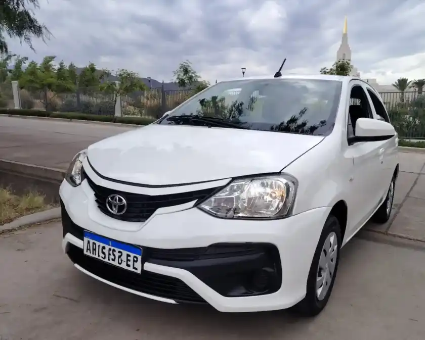 Toyota Etios 1.5 X 6Mt My19 2022 - foto 5