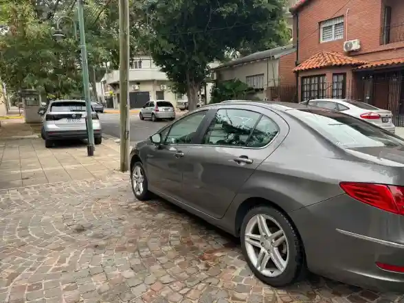 Peugeot 408 1.6 Sport Thp 163Cv 2012 - foto 4