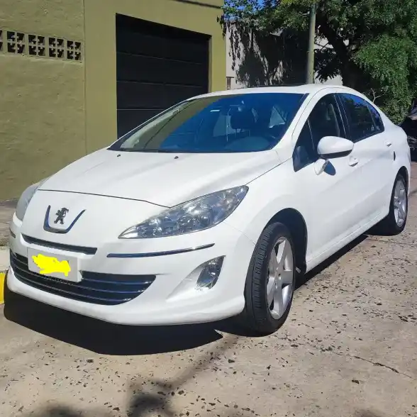 Peugeot 408 2012 - foto 1