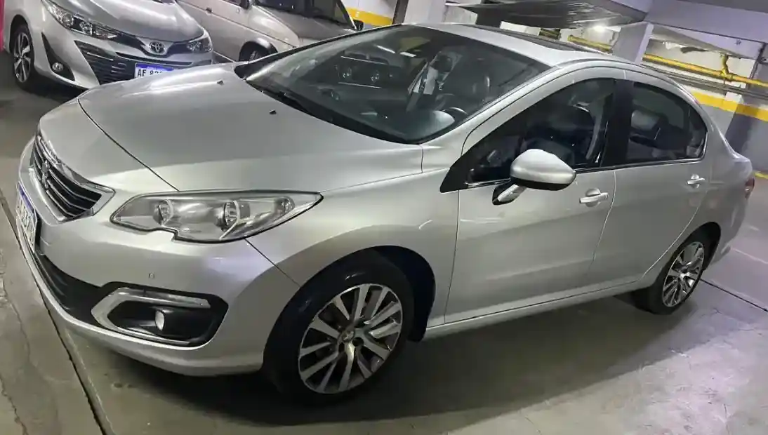 Peugeot 408 2016 - foto 1
