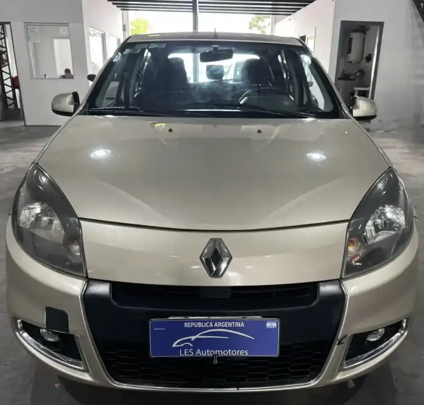 Renault Sandero 1.6 Privilege 105Cv 2013 - foto 1