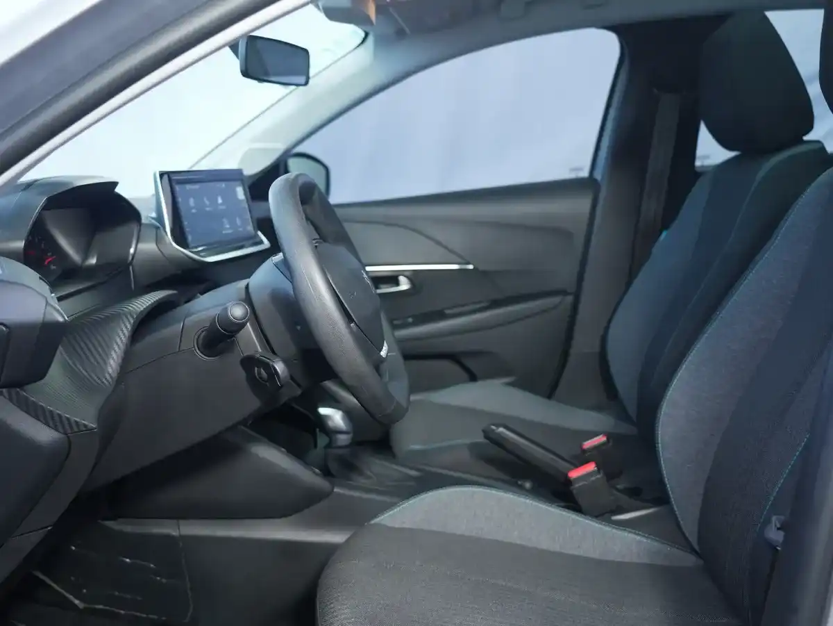 Peugeot 208 1.6 Style Tiptronic 2023 - foto 4