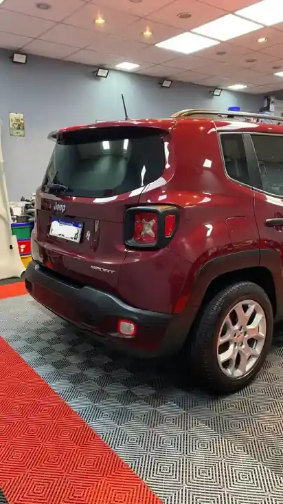 Jeep Renegade 1.8 Sport 2018 - foto 2