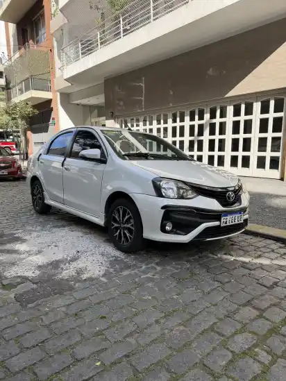 Toyota Etios 1.5 Sedan Xls Pack At 2022 - foto 2