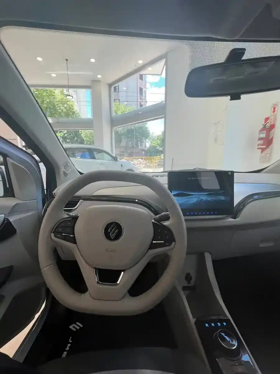Jmev Easy 3 0.0 (30,24 Kwh) 2026 - foto 2