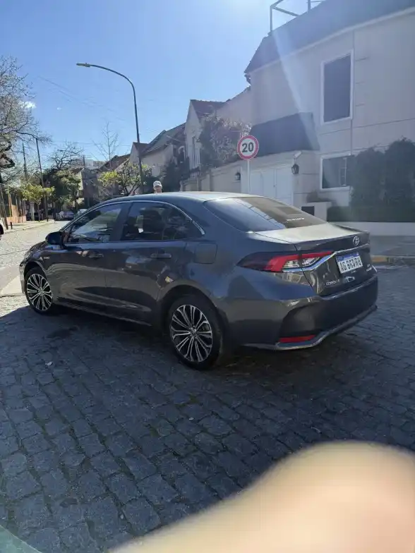 Toyota Corolla 1.8 Hev Seg Ecvt 2023 - foto 4