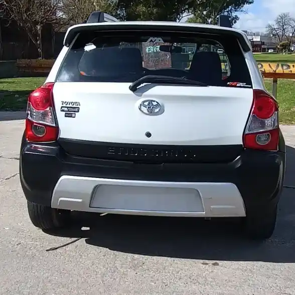 Toyota Etios 1.5 Cross 2017 - foto 3