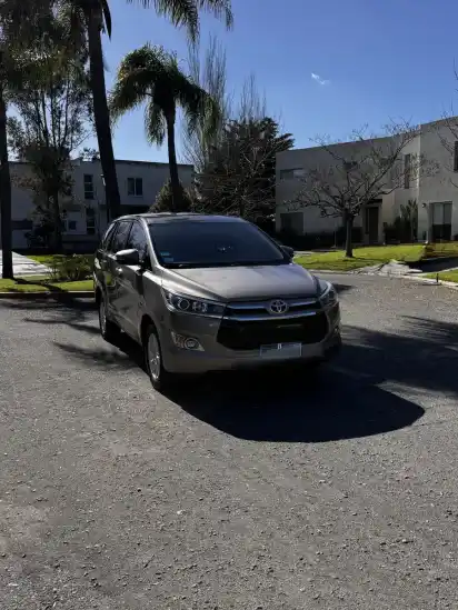 Toyota Innova 2.7 Sr 6At 8A 2019 - foto 3