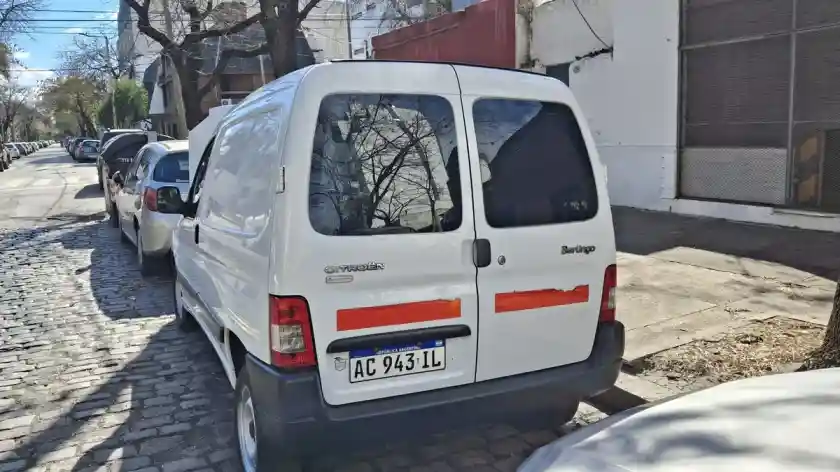 Citroën Berlingo Furgon 1.6 Hdi 92 Bussines 2018 - foto 4