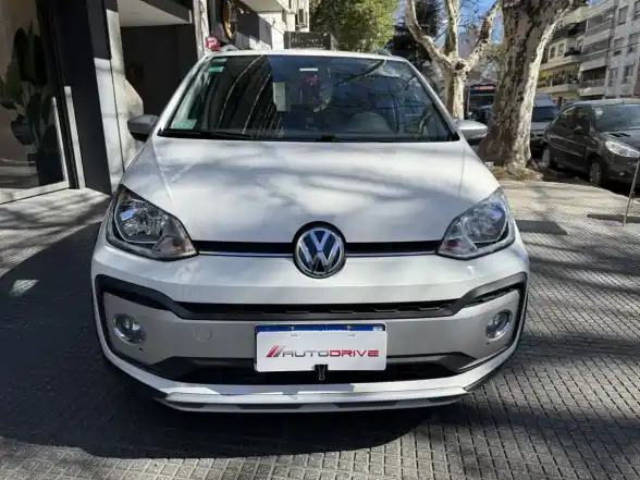 Volkswagen Up! 1.0 Cross Up! 2018 - foto 2