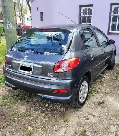 Peugeot 207 1.4 Active 75Cv 2013 - foto 3