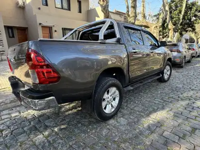 Toyota Hilux Pick-Up 2.8 Cd Srv Pack 177Cv 4X2 2016 - foto 3