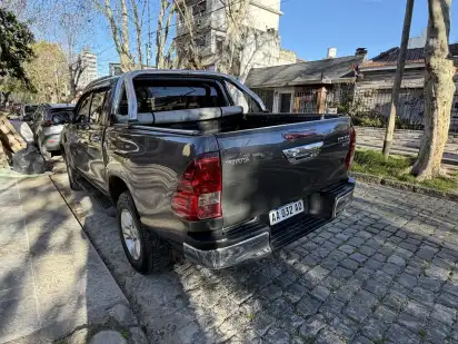 Toyota Hilux Pick-Up 2.8 Cd Srv Pack 177Cv 4X2 2016 - foto 4