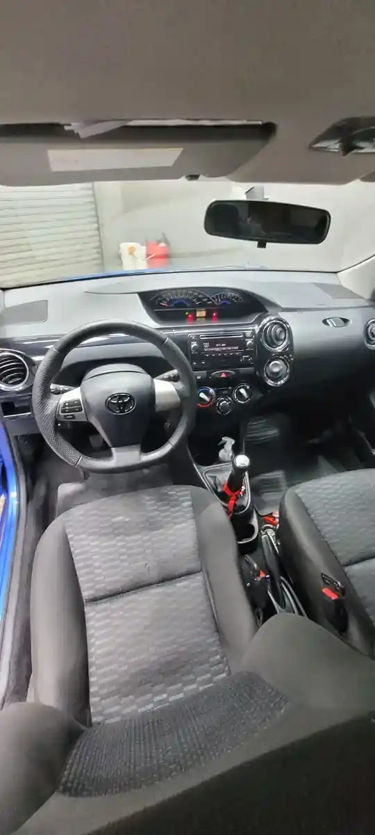 Toyota Etios 1.5 Xls 2014 - foto 2