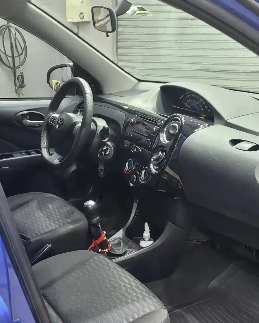 Toyota Etios 1.5 Xls 2014 - foto 5