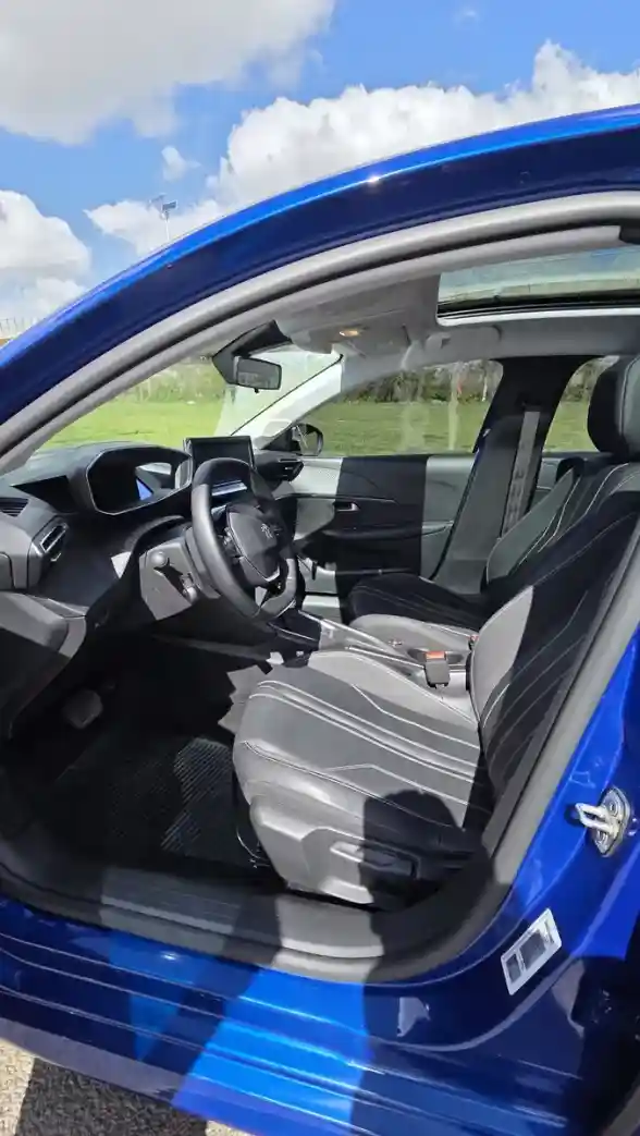 Peugeot 208 1.6 Feline Tiptronic 2022 - foto 5