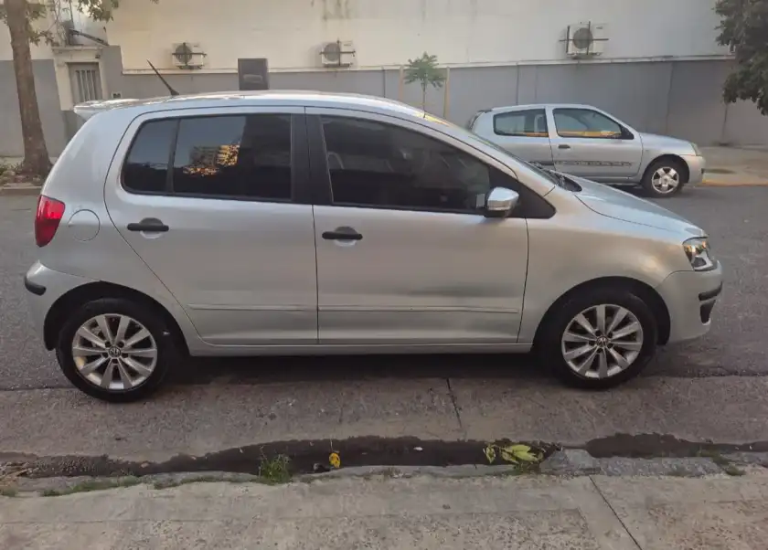 Volkswagen Fox 1.6 Comfortline Pack 5 P 2012 - foto 4