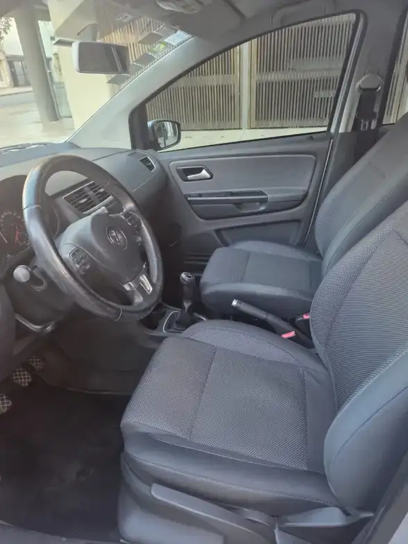 Volkswagen Fox 1.6 Comfortline Pack 5 P 2012 - foto 5