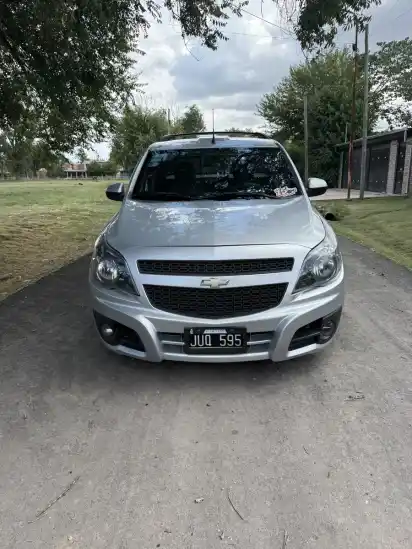 Chevrolet Montana 1.8 Sport 2011 - foto 2