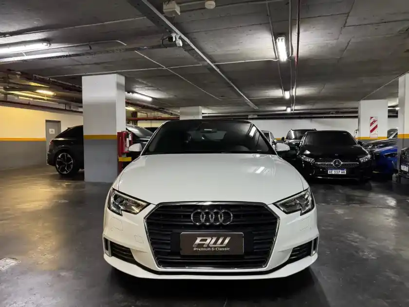 Audi A3 Sportback 2.0 Tfsi 190Cv 2018 - foto 2