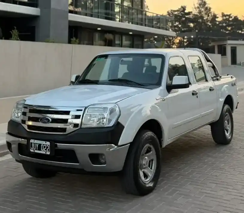 Ford Ranger 2011 - foto 1