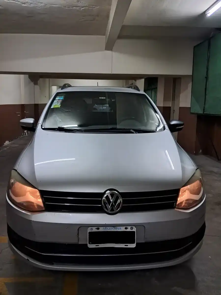 Volkswagen Suran 1.6 Highline 101Cv 2013 - foto 2