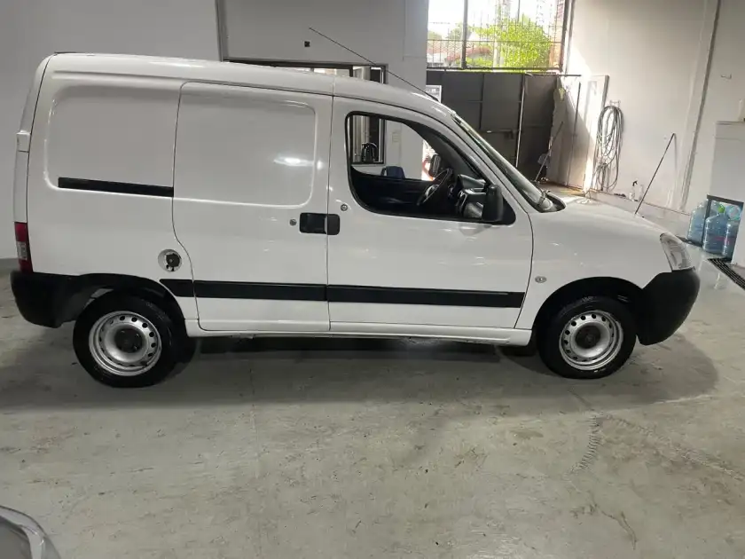 Citroën Berlingo Furgon 1.6 Bussines Hdi 92Cv Am54 2017 - foto 2