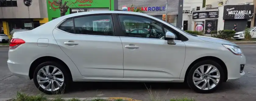 Citroën C4 Lounge 2.0 Feel Pack 143Cv 2016 - foto 5