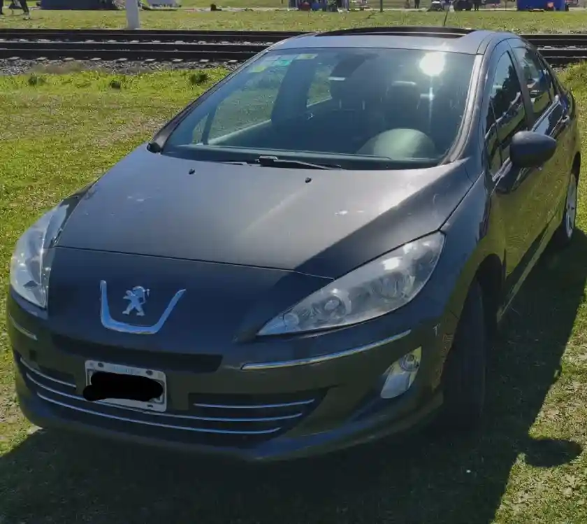 Peugeot 408 1.6 Allure Plus Hdi 115Cv 2013 - foto 2