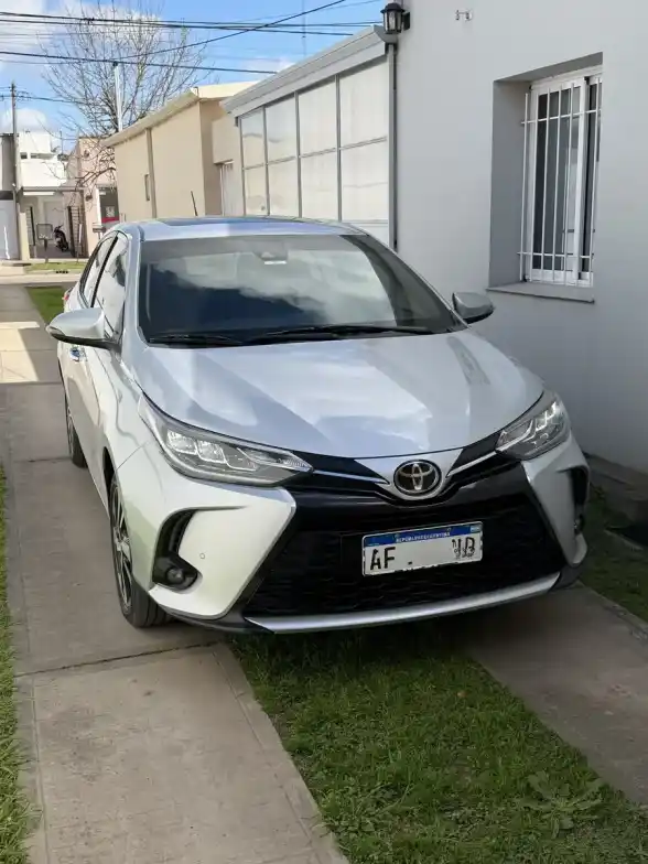 Toyota Yaris 1.5 107Cv S 2022 - foto 4
