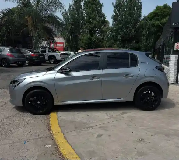 Peugeot 208 1.6 Style Tiptronic 2023 - foto 4