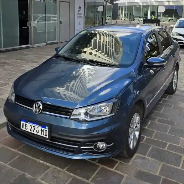 Volkswagen Voyage 1.6 Highline 101Cv 2017 - foto 1