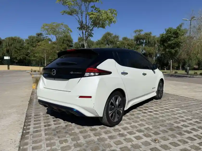 Nissan Leaf Tekna 2022 - foto 3