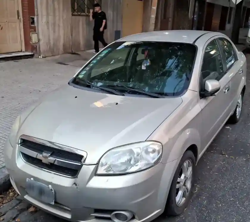 Chevrolet Aveo 1.6 Lt 2010 - foto 1