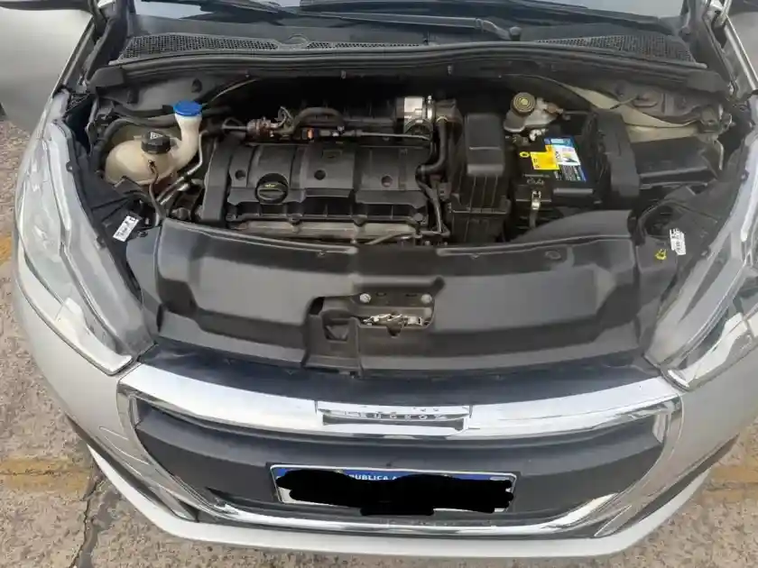 Peugeot 208 1.6 Feline Tiptronic 2019 - foto 1