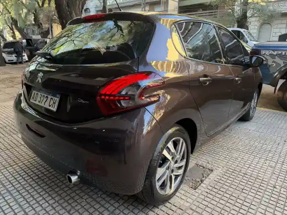 Peugeot 208 1.6 Feline Tiptronic 2019 - foto 5
