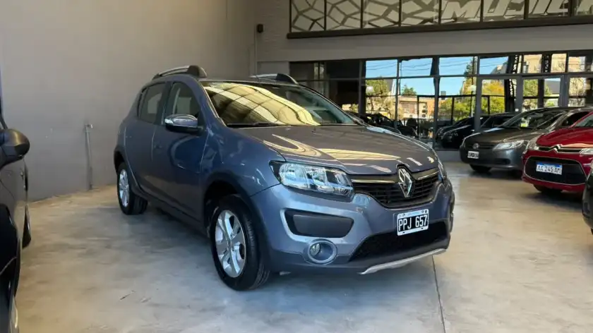Renault Sandero Stepway 1.6 Privilege 105Cv 2016 - foto 4