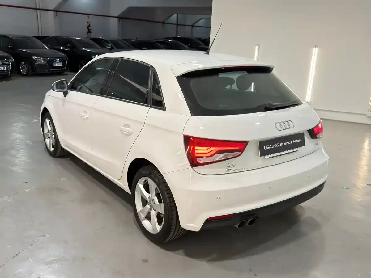 Audi A1 Sportback 1.4 Tfsi Stronic 125Cv 2017 - foto 3