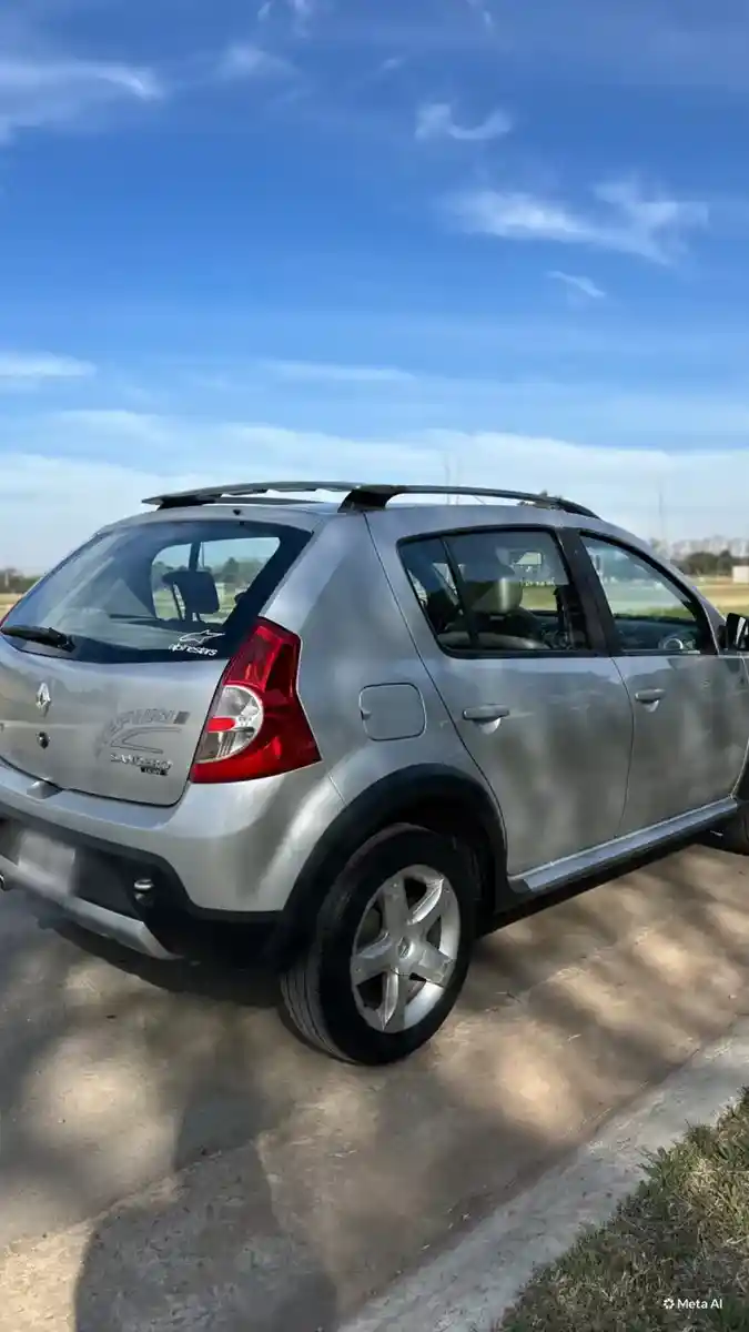 Renault Sandero Stepway 1.6 Confort 105Cv 2009 - foto 5