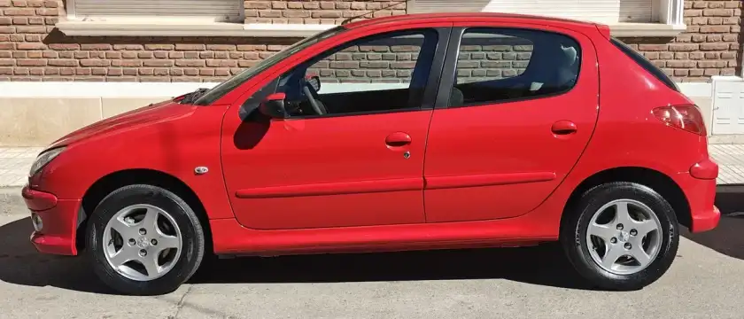 Peugeot 206 1.6 Xt 16 V 2008 - foto 5